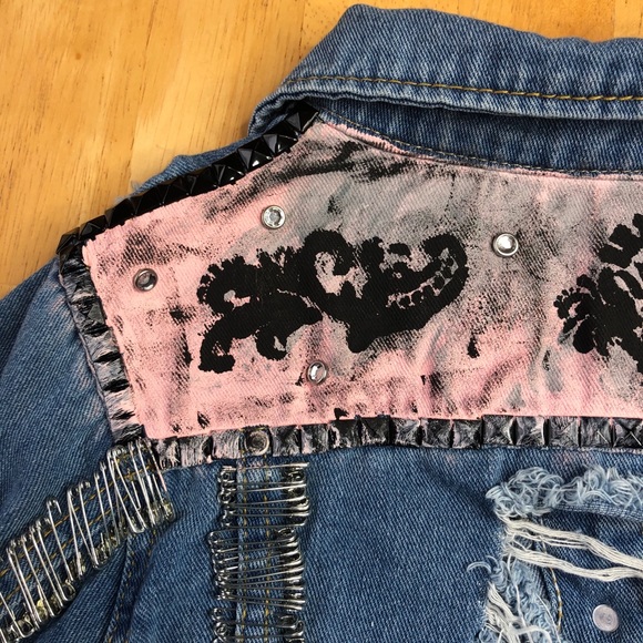 Hand painted Shredded Denim Jacket - Picture 3 of 16